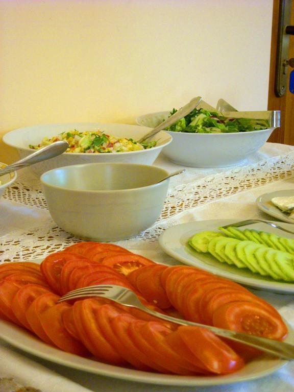 Lesne Berdo Przyslup Bed & Breakfast Чисна Екстериор снимка