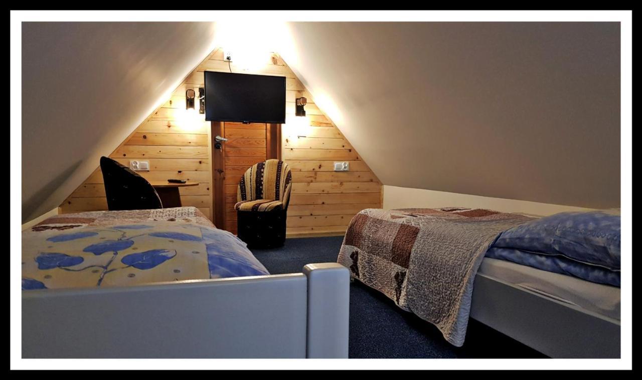 Lesne Berdo Przyslup Bed & Breakfast Чисна Екстериор снимка
