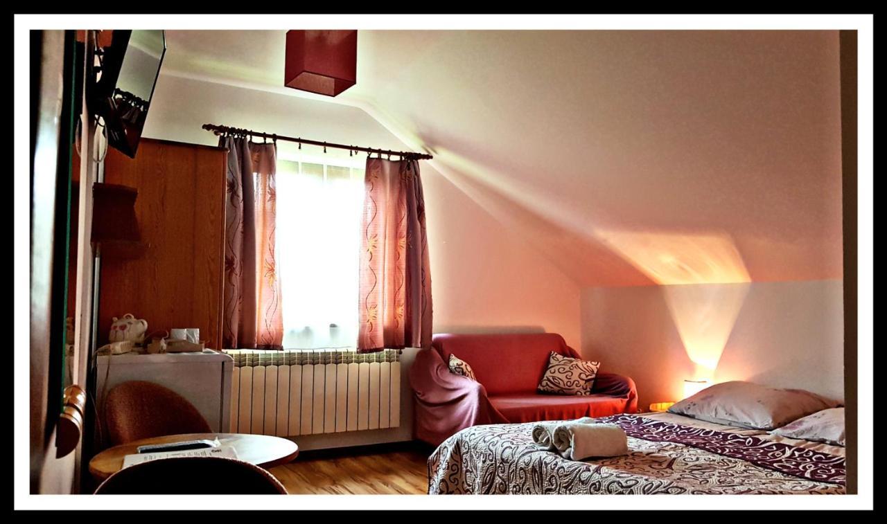 Lesne Berdo Przyslup Bed & Breakfast Чисна Екстериор снимка